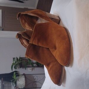 Artisan by zigi brown bootie, suede, women's size 10